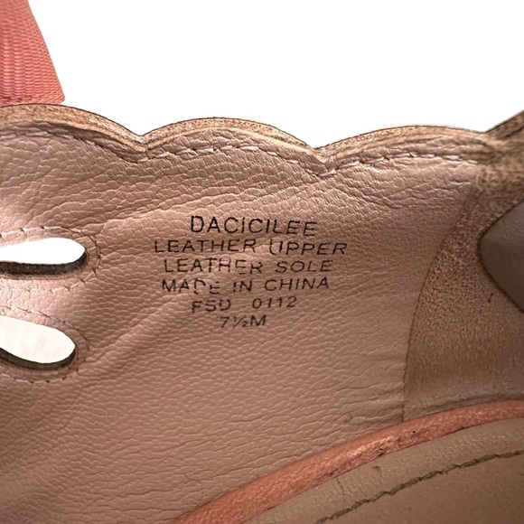 Joan & David | Light Pink Patent Cicilee Scalloped Ribbon Tie Mary Jane Pump 7.5 - Picture 11 of 14